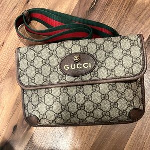 Gucci cross body